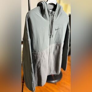 Gorgeous Nike Therma-Fit Full-zip Jacket!!!